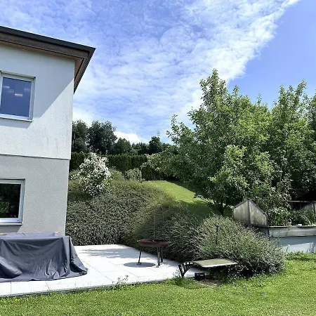 Сasa de vacaciones Cozy And Spacious With A View Kirchheim im Innkreis