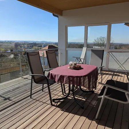 Cozy And Spacious With A View Kirchheim im Innkreis